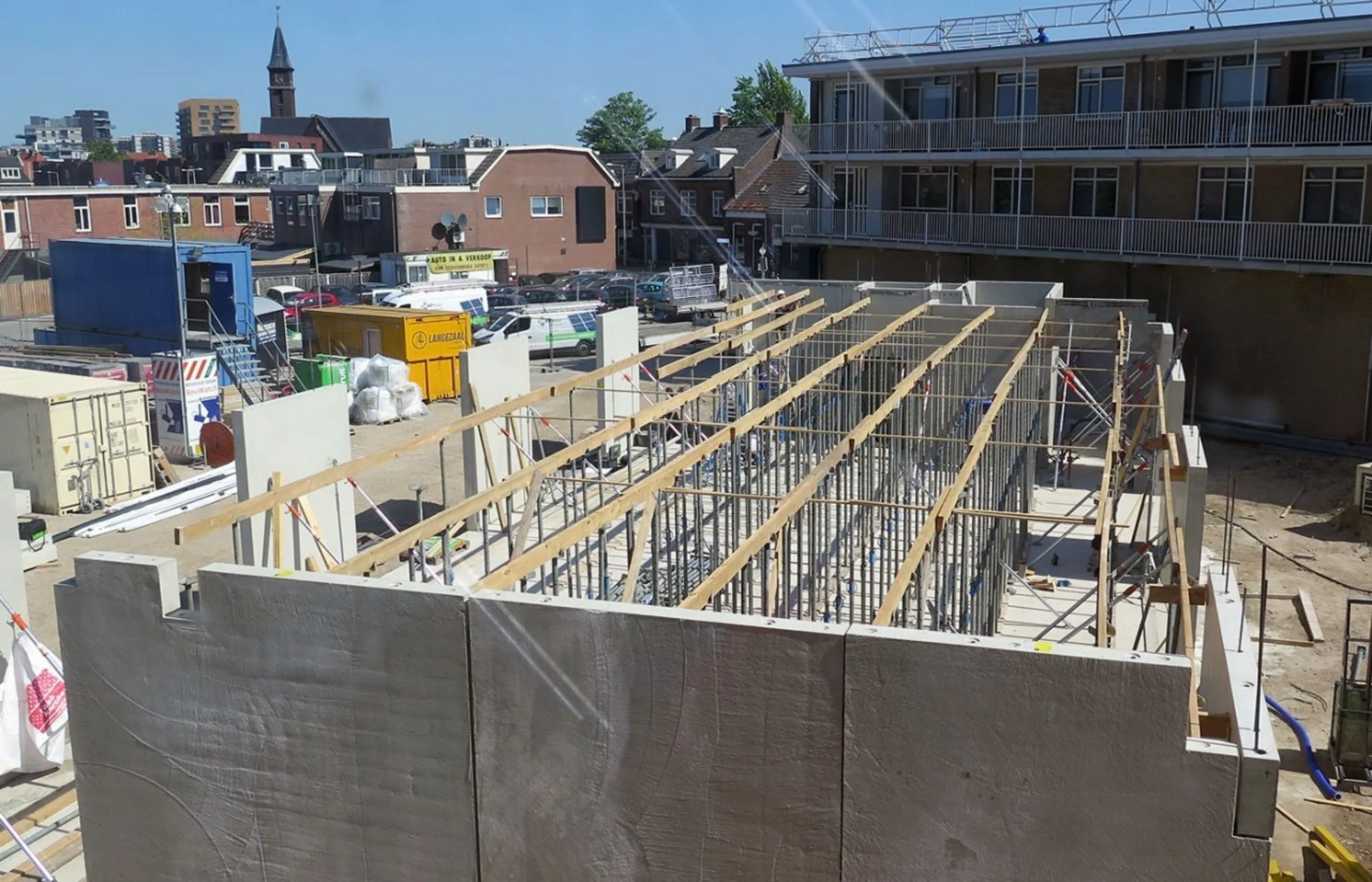 Hotel naast melkhal IAA